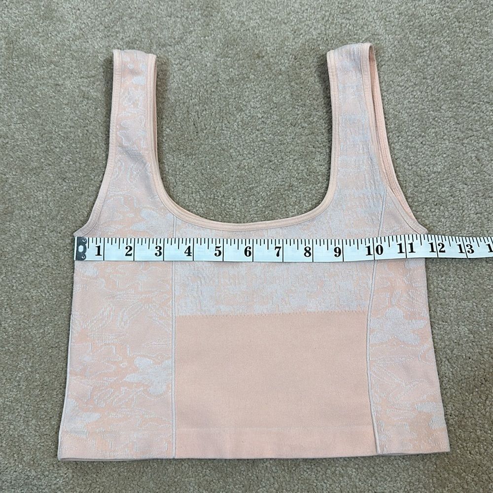 Free People Movement Pink Cropped Tank Top Sporty Athletic Women Size XS - Picture 3 of 6
